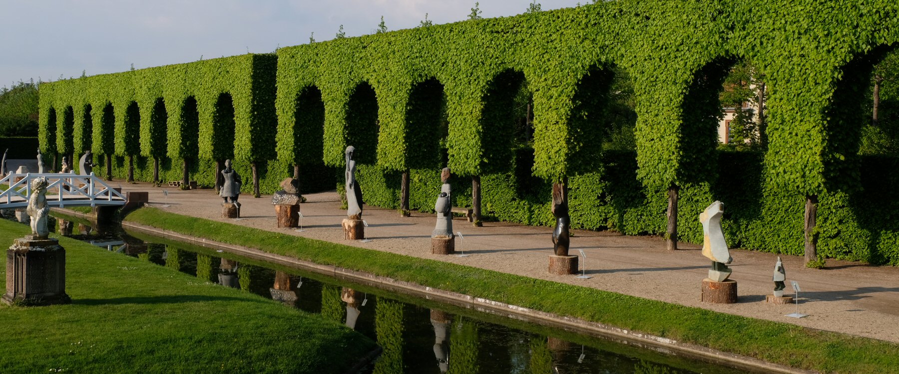Schwetzinger Schlossgarten Chapungu Skulpturen aus Zimbabwe