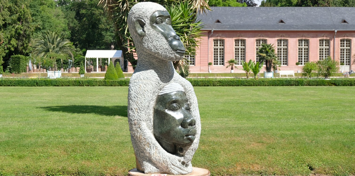 Schwetzinger Schlossgarten Chapungu Skulpturen aus Zimbabwe